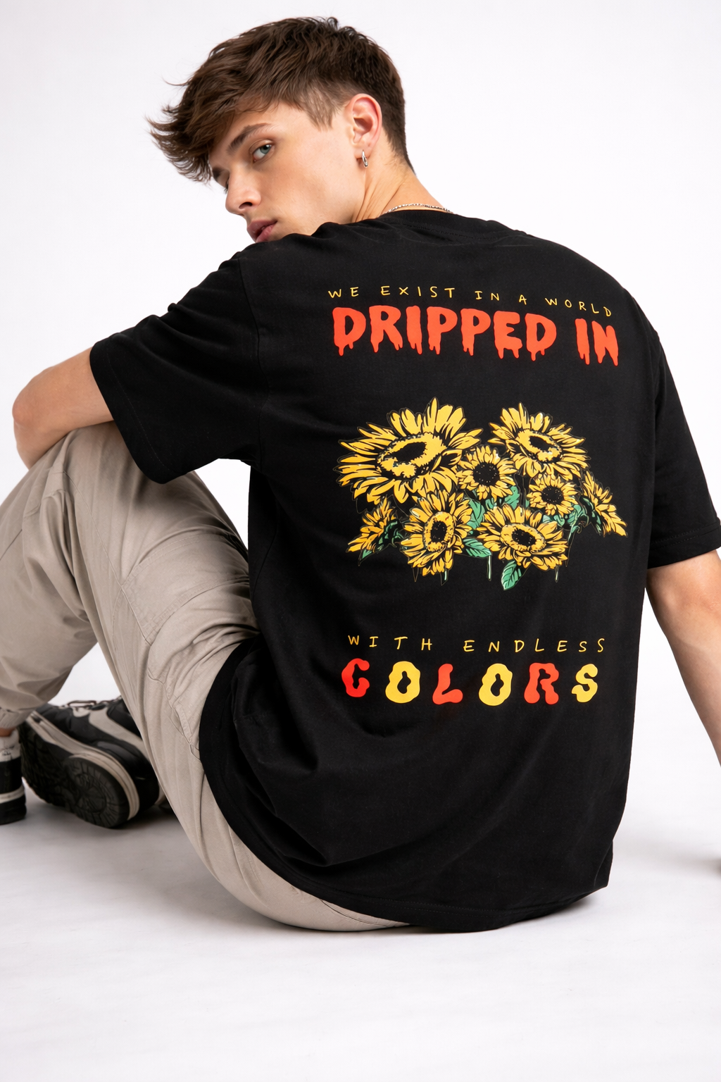 BLACK SUNLIT REVERIE T-SHIRT