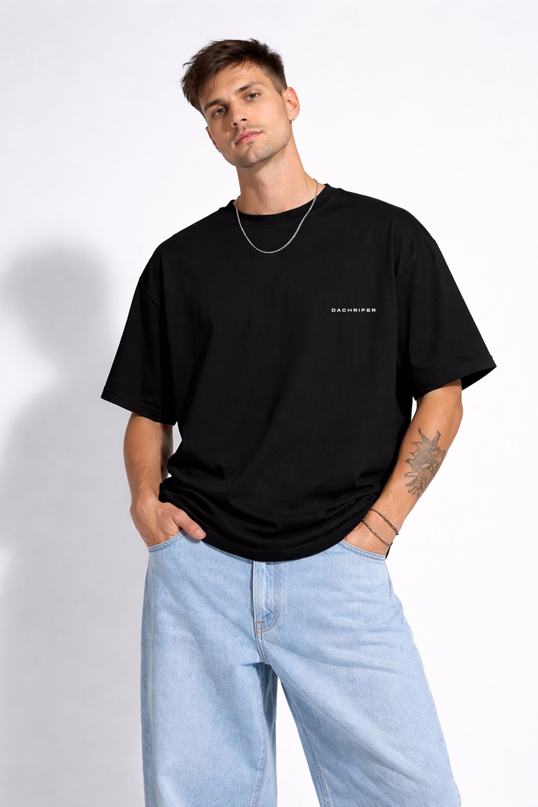 BASIC BLACK UNISEX T-SHIRT